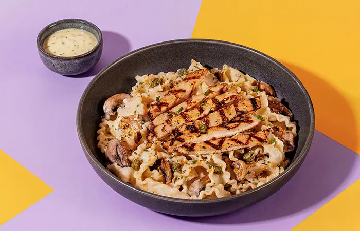 TAGLIATELLE AL POLLO