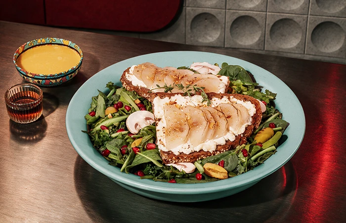 HONEY GOAT SALAD